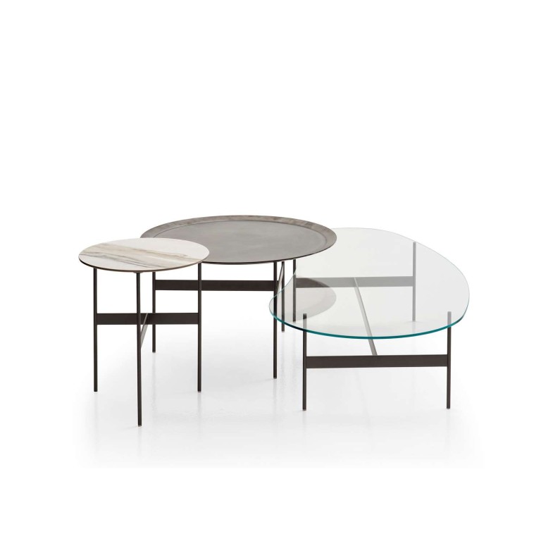 Formiche sivupöytä