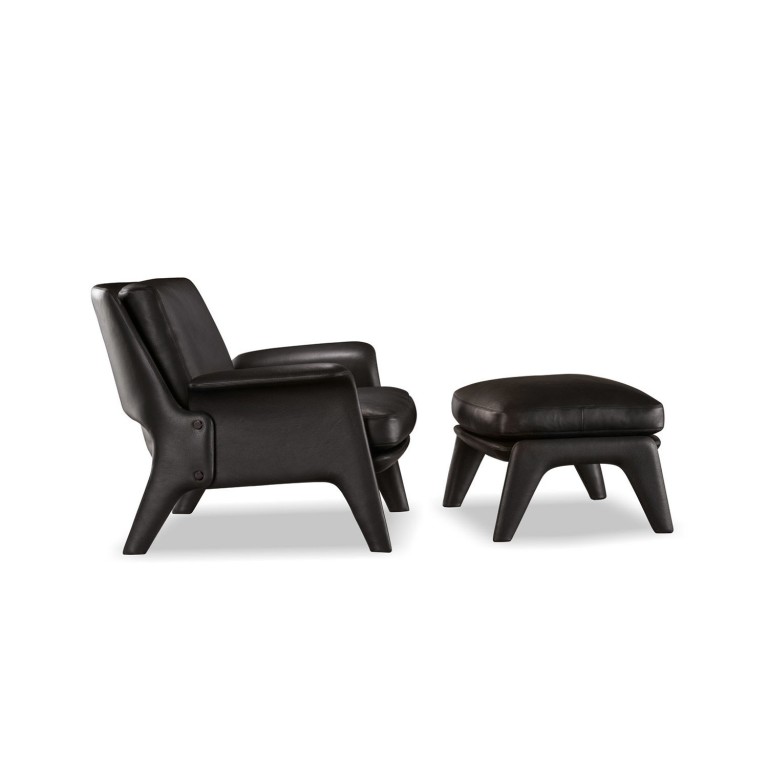 Minotti Glover nojatuoli ja rahi