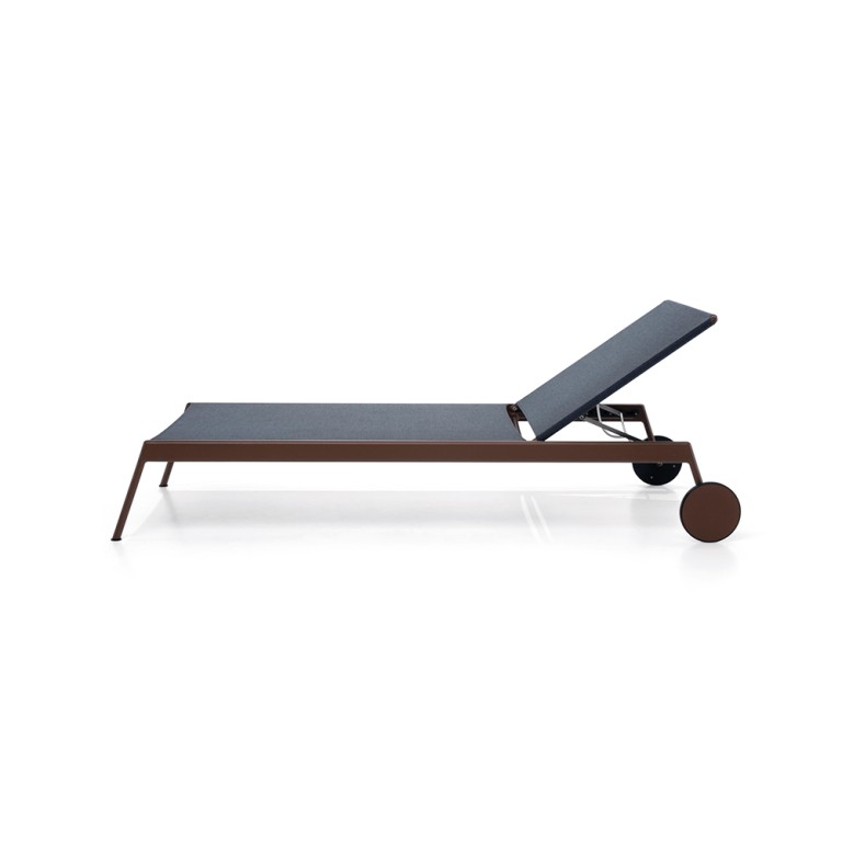 Piper 007 aurinkotuoli