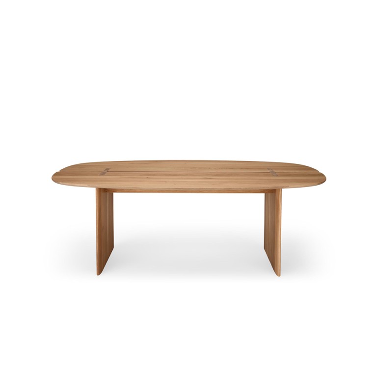 Intervalle ruokapöytä