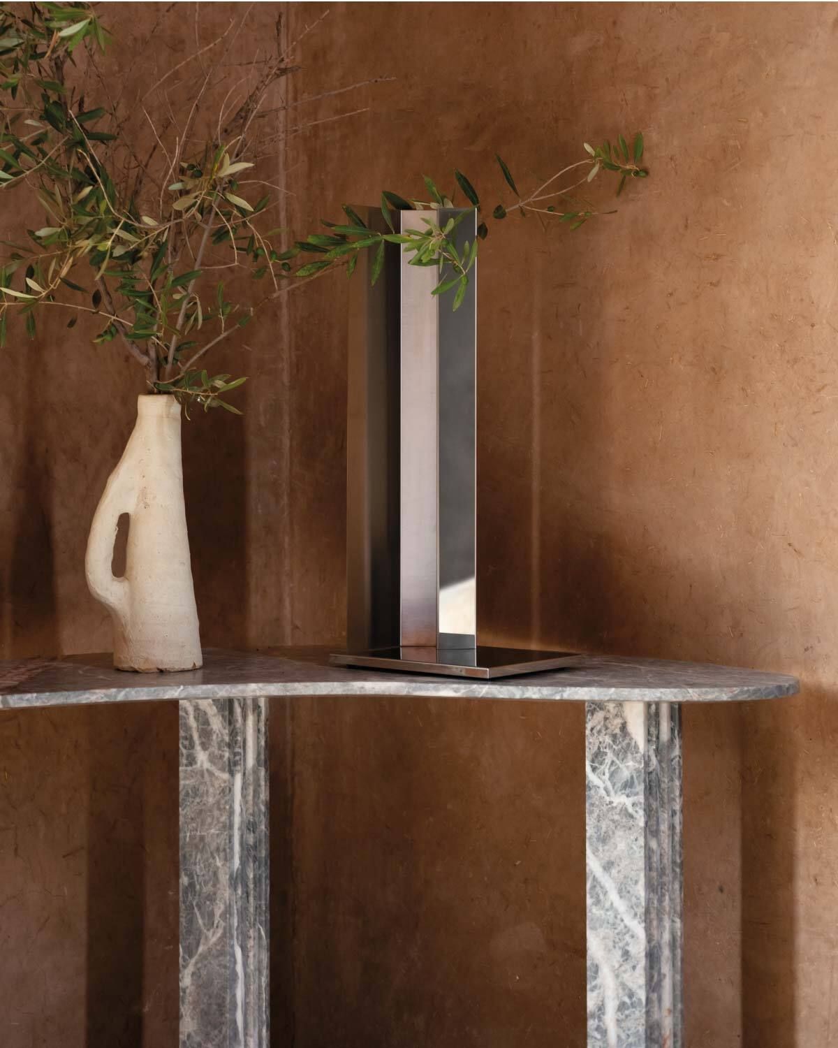 Mano Light lattiavalaisin