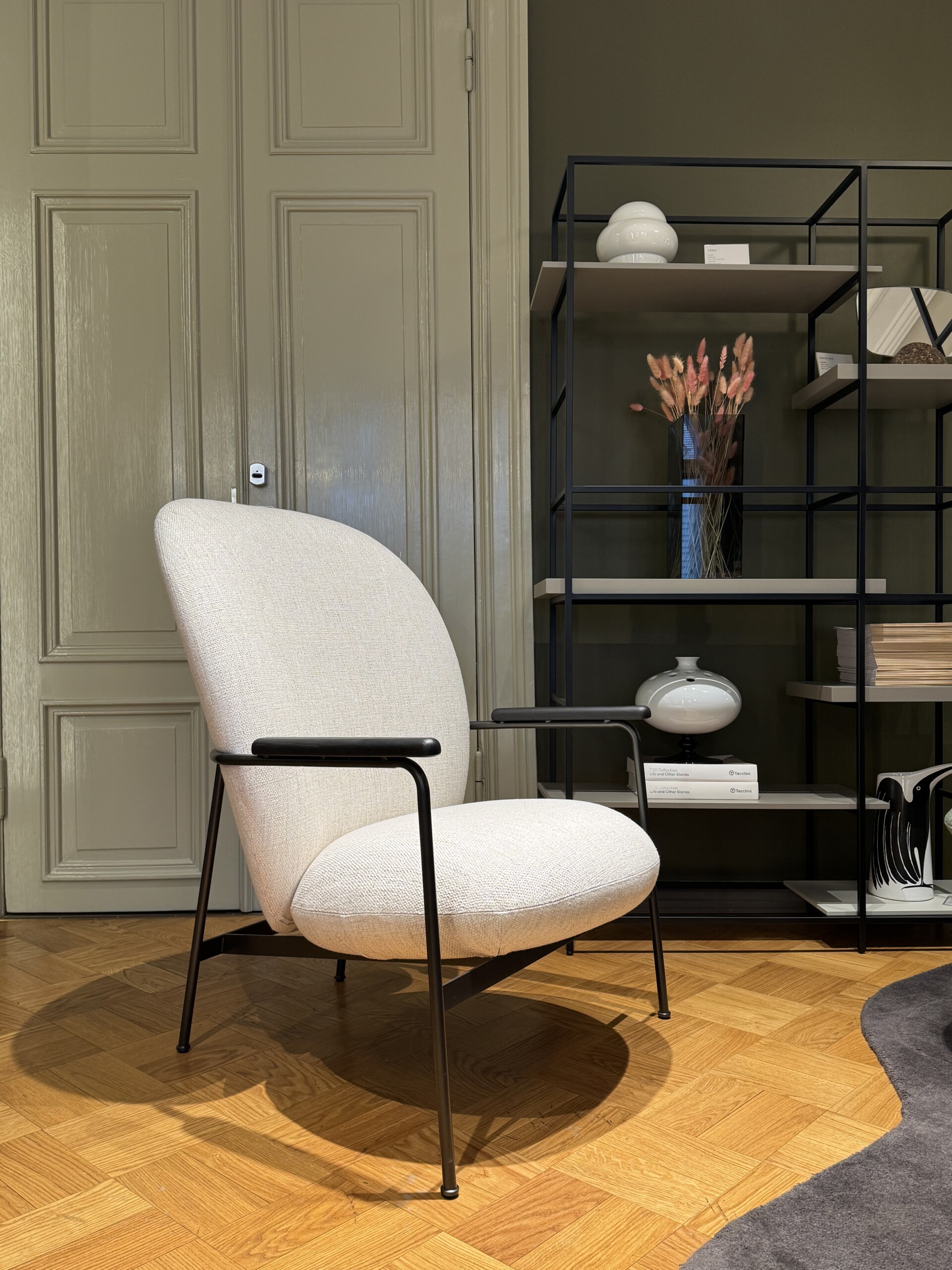 Claire nojatuoli - mallikappale HUOM! Tämä tuote esillä Skannon liikeessä