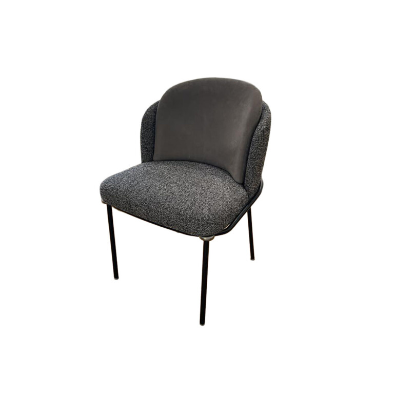 Fil Noir ruokatuoli – mallikappale HUOM! Tämä tuote esillä Skannon liikkeessä